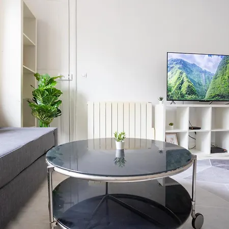 Luxury Parisian Notre Dame Saint Germain Des Pres *